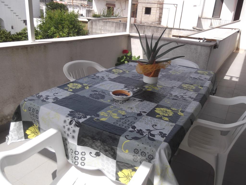 ויניאקסטריזי B&B Le Rose חדר תמונה